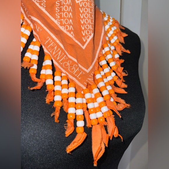 Vintage Tennessee Vols Orange Beaded Scarf - Picture 4 of 7